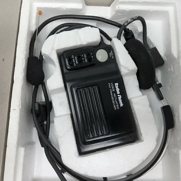 VINTAGE RADIO SHACK HANDS FREE WALKIE TALKIE HEADSET TRC-506 SET OF 2 TESTED - Picture 6 of 9